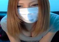 【攻撃的なギャルが裸になるの嗜虐心を刺激されない？】女子●生のエロエロボディーを拝めるライブチャットw