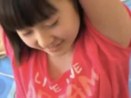 ロリ中◯生と一緒に海辺でw「削除されないの？」ガチヤバイメージ映像流出…