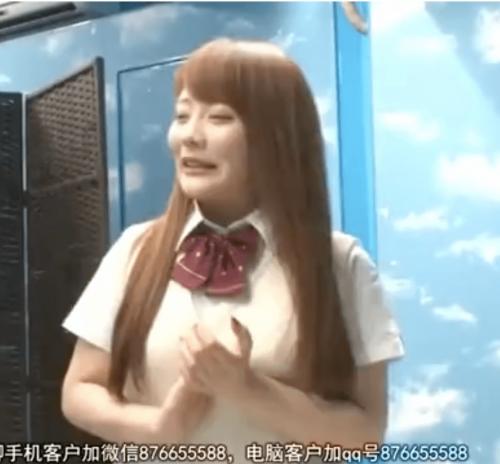 『痴漢されちゃって♡』ムチムチな女子●生の巨乳おっぱいで痴漢の再現♡