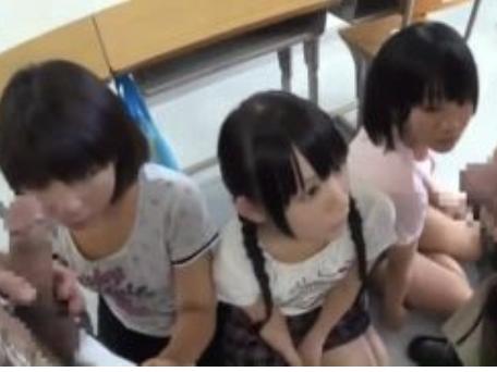 抜群にエロい少女！「小学生みたいｗｗまじ幼い～！」クッソ可愛い少女たちを無理やりレイプまがいに