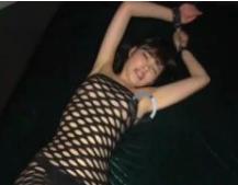 【拘束されてズコズコ犯されるAV女優見たい？】網網な衣装から乳首が丸出しでエロい姿になる19歳の少女
