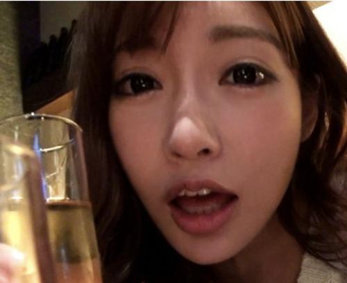 「乾杯ー///」酔っ払った勢いで美人お姉さんと甘いキスで激しく愛撫w肉欲の宴でもう我慢限界！！