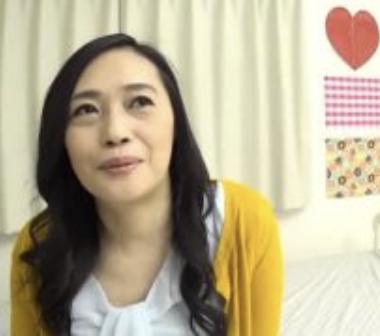☆素人×中出し×熟女☆「もっとイキたいです……♥」発情して巨根を挿れたら中出しされた♪