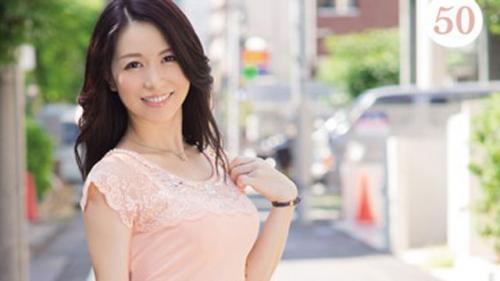 【井上綾子】「私ドMなんです♡」夫に内緒でAV面接決意した40代のSSS級美魔女が気変わる前にとっととハメ撮り！