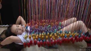 【衝撃映像】地獄の玩具調教レイプ！幼児体型すぎる貧乳女子高生が百のローターやマシンバイブで潮吹き痙攣絶頂！
