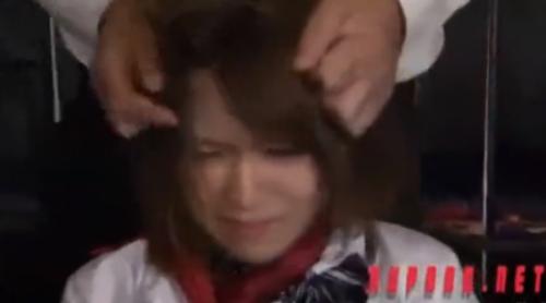 細身の可愛いJKが監禁されてガチ強姦！奴隷のように扱われてあげくに膣内射精