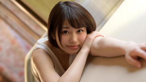 【大型新人】有名グラビア誌掲載で話題！SSS級可愛さのミレニアム美少女が初々しくＡＶデビュー！