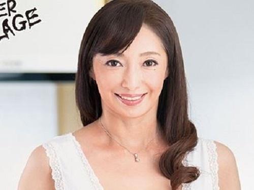 《五十路》義母は嫁より美人でエロくてテクニシャンで気持ちいい!!!