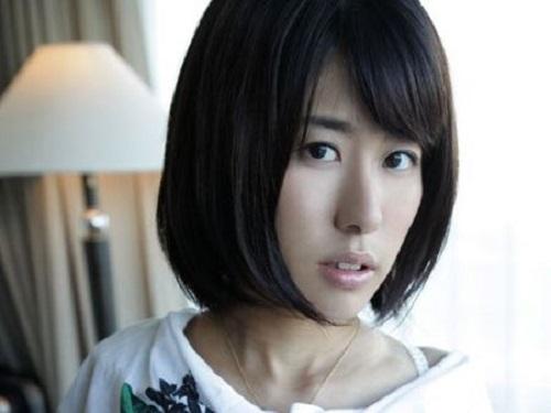《人妻さん》エッチに貪欲なのに亭主が浮気www 他人棒のピストンにスリムボディは待ってましたと大よがりwww