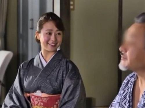 この美人女将のハダカのもてなしがお目当てでやって来る隠れた繁盛旅館www