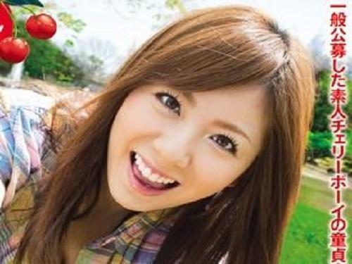 麻美ゆまのチェリーボーイいじり!!! 美乳エロボディの美魔女が絶妙テクで童貞君のザーメン搾りwww