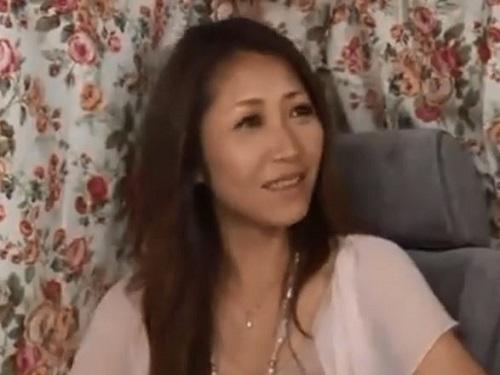 《人妻ナンパ》セレブなマダムはナンパされても注文色々!!! イケメンでテクニシャンがいいッ でもデカチンはダメよwww