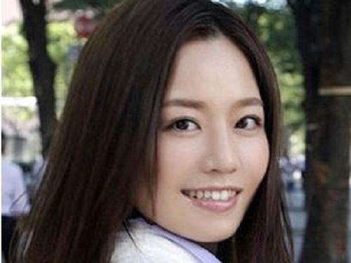 《人妻さん》ここ１年ほど亭主とヤッてない!!! ならば肉棒のおいしさ気持ちよさを思い出させてあげましょうwww