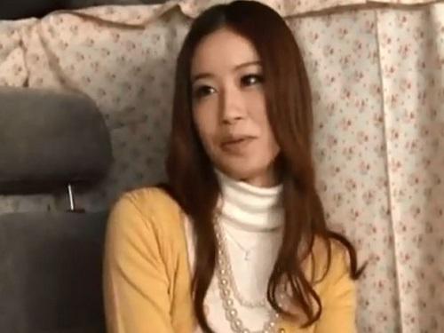 《人妻ナンパ》網タイツと美乳がめちゃエッチな美人妻!!! ２年もオマ○コ未使用でハメられたら大乱れでイキまくりwww