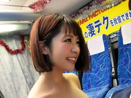 美女の凄テクガマンできたら生ハメ発射できる企画!!! おっぱい活用でシゴく美乳美女www