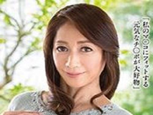 《熟女 おばさん》「父さんだけだよ 頼りになるのは。ねぇ母さん!?」「そうねぇ」☆オヤジが出かけた途端にハメッこ母子相姦www