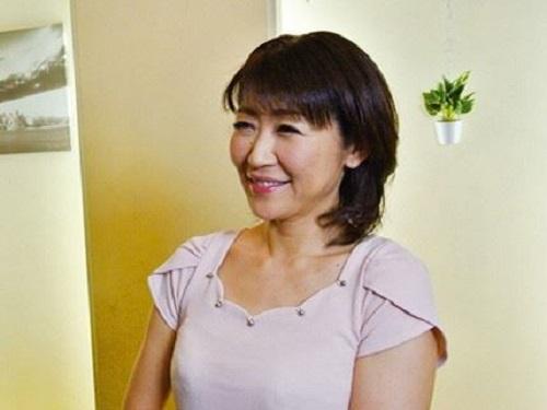 《五十路》亭主がダメなら義息のチンポ!!! 何でも家庭内で解決する賢い主婦www
