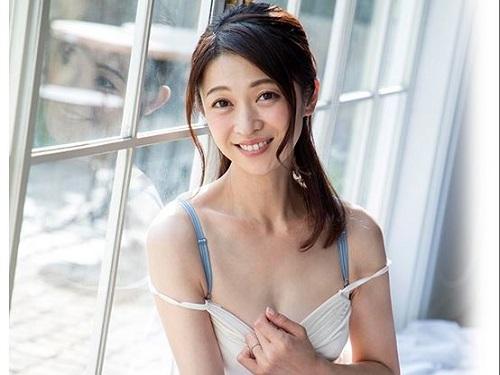 《人妻さん》7年振りの本気セックス!!! 美人でスリムでお淑やかな美マダムが性獣になって汗と潮とザーメンにまみれるwww
