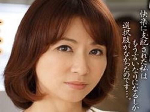 《熟女 おばさん》町内会長のおばちゃんが近所のオヤジどもの餌食になってザーメンぶち込まれるwww