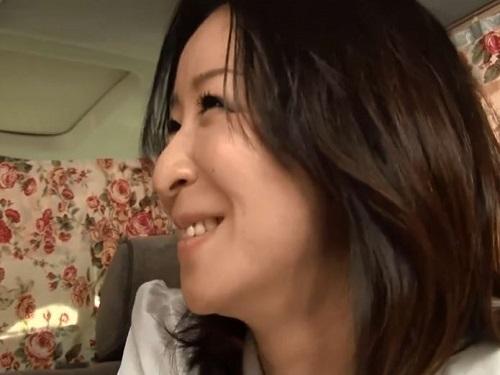 《人妻ナンパ》ホテルに来たら理性吹っ飛び悶えまくり!!! ナンパでも美人妻は火かついたら止まりませんwww