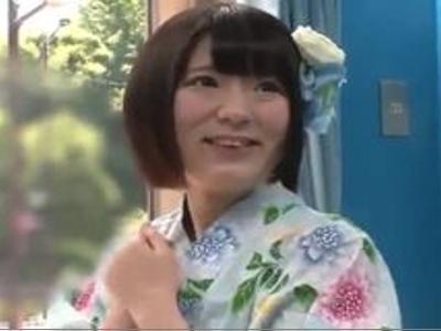 【素人ナンパ】和服姿の美女をナンパして野球拳で脱がせてチンポ挿入しちゃった！胸がエロすぎ