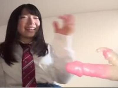 【美少女&美乳】制服JKと援交ファック！小遣い欲しさにおやじとやっちゃうビッチな10代少女！迷ったらこの動画