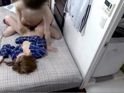 可愛いギャルを自宅にお持ち帰りしてSEX生放送！胸がエロすぎ