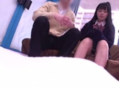 【外見える!?&JK】女子校生がずらりと並んだ男性器からカレシを見る企画で他の男にハメられる！女性が見てもいい18禁動画