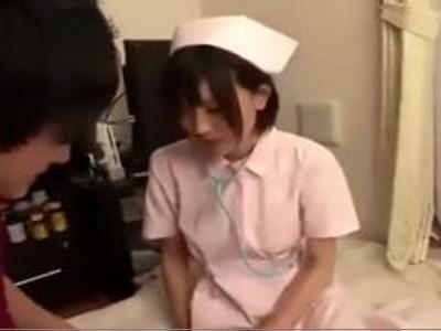 【美乳&小倉ゆず】魅力的な激カワセクシー女優が素人男性の自宅に訪問して…！驚愕の神ビデオ