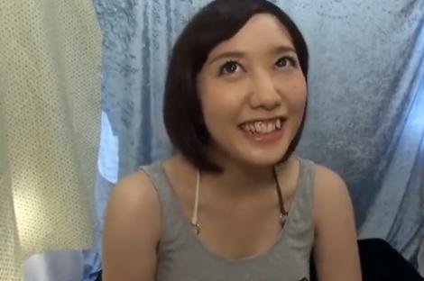 「やばいｗでも同じ血液型だから大丈夫かな？」オマンコにたっぷりと中出しされちゃう人妻さん