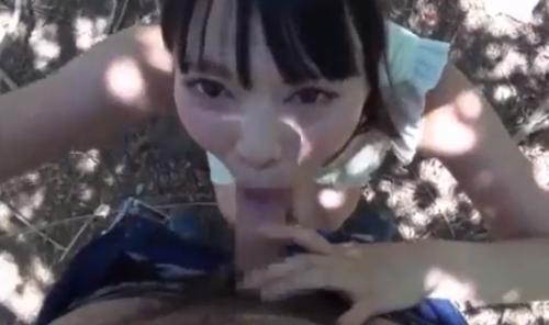 僻地に行き黒人さんのデカマラをいただく女の子