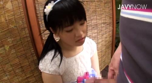 美少女に外でフェラチオさせ部屋に移動後ガチパコぶっかけ