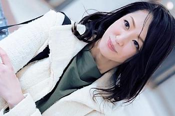 若い男とのセックスに期待して興奮が隠せないセレブ系おばさん！騎乗位になり思いっきり乱れてくださいｗ＜不倫寝取られ＞