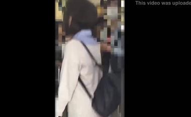 ＜素人投稿＞盗撮痴漢野郎が小柄な女子大生をロックオン！近づいて電車痴漢でパンツの中をイジり倒す鬼畜行為