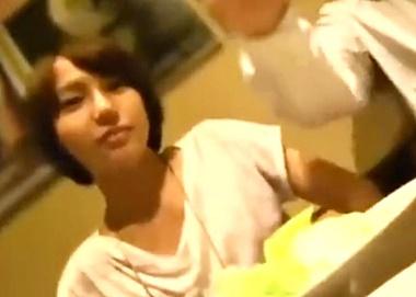 ＜素人ナンパ＞ショートカットのスレンダー美女OLを酔わせてラブホでハメ撮り！セックス始まると積極的に乱れるお姉さん