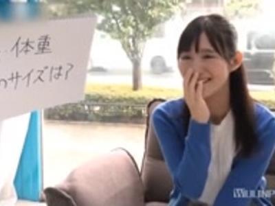 《外見える!?×即ハメ》アヒル口の美少女がデカチン男に突然挿れられよがりまくる！無料で見れちゃうR18映像