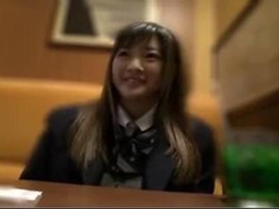 《辻倉あかり×エロ動画》『制服着たままがいいですか？』可愛い制服女子校生と円光ファック！簡単に勃起しちゃう動画