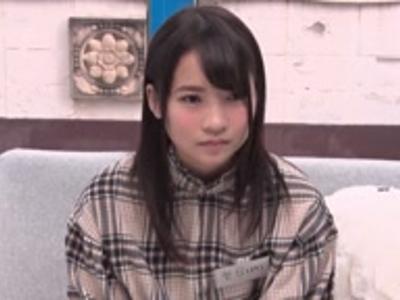 《見えてないよね??×素人ナンパ》「待ってください」質問に回答中のJDの隙を見ていきなりちんぽ即挿入！妄想注意な18禁動画