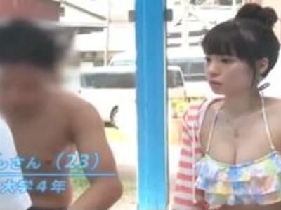 《マジックミラー×マッサージ》【マジックミラー号】JDが友達とエッチな姿で性感帯を擦り合い！火がついて本番エッチ！おすすめのAV