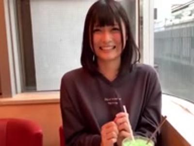 《個人撮影×美少女》「気持ちいいです」SNSで口説いた女の子と待ち合わせしてエッチ！センズリ向きのR18動画