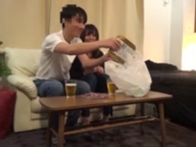 《人妻×酔っ払い》「最近ご無沙汰なの」一人酒をしていた主婦を家に連れて帰り寝取り！見なきゃ損するエロ動画
