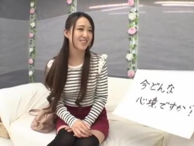 《外から見えてる??×素人》【ドッキリ】くつろぐJDにいきなりのエッチ！快感と驚きでパニック状態！興奮しちゃう性処理動画