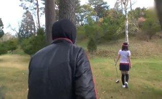 プロゴルファーの卵がコースで練習中に侵入してきた男に突然襲われ人気のない森の中でビンタ中出しレイプ