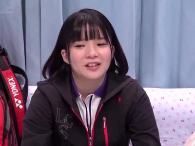 (外見える!?+女子大生)【ムンムンカー】体育大の学生に童貞君のお願い聞いてください企画！抜けすぎ注意なR18動画
