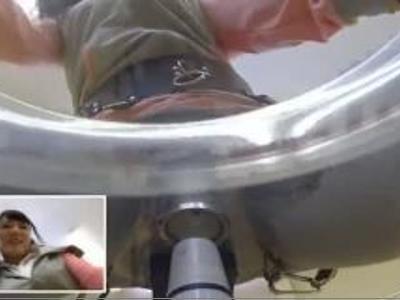 (電マ+羞恥)エロエロ自転車で大量潮吹き！自転車に乗ったままバックでガン突きピストンされて感じまくり！男性におすすめの18禁映像