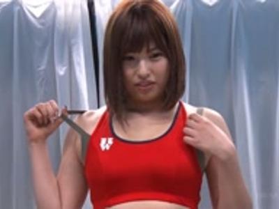 (外見える!?+エステ)陸上部の激カワ女子大生の膣圧検査！セクハラエステからのゴム無し挿入生出し！スケベ注意な18禁映像