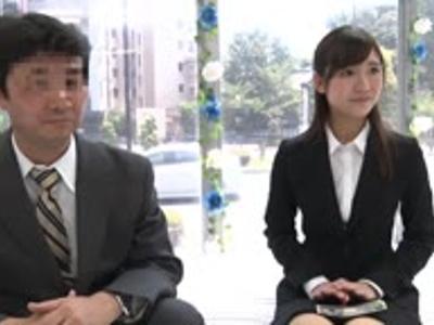 (おっぱい+エロ動画)昼休み中の同僚同士の2人を車内に2人っきりにしてモニタリング！生出しファック！女性が見てもいい18禁動画