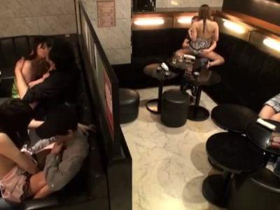 おっパブ店で巨乳な娘と本番セックス！常連になれば生ハメ中出し出来る裏風俗店