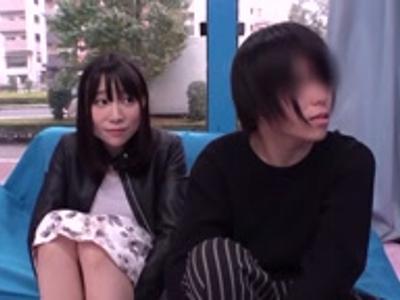 (見えてないよね??+JD)大学生恋人が彼氏のチンチン当てに挑戦した結果…罰ゲームでNTR！抜けすぎ注意な18禁映像