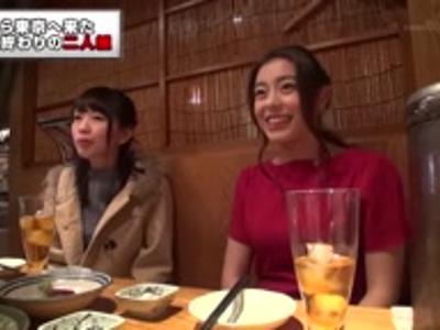 (逆転外から見えてる??+素人ナンパ)【エロエロカー】酔っ払い女の子が外から丸見えの車内でエッチ！妄想注意なエロ映像